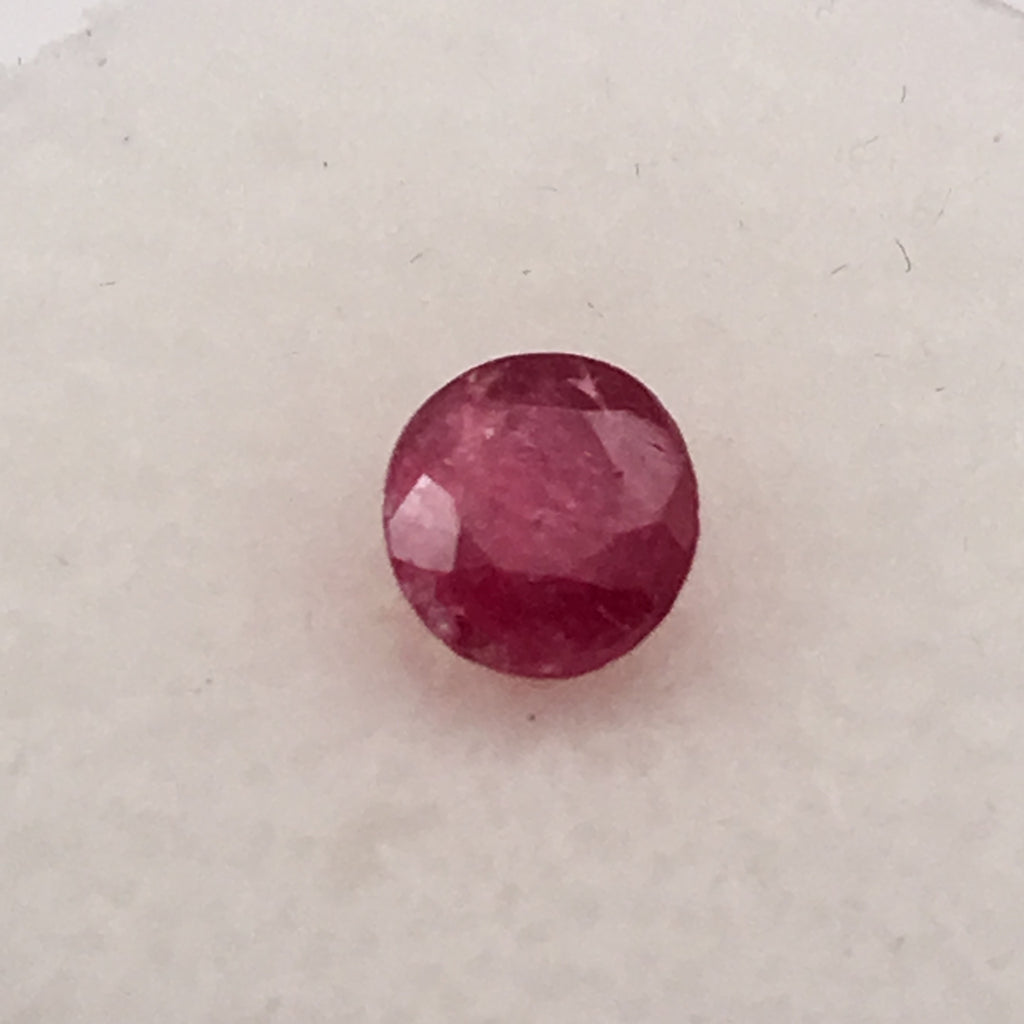1.7 carat Vietnamese Ruby Gemstone - Colonial Gems