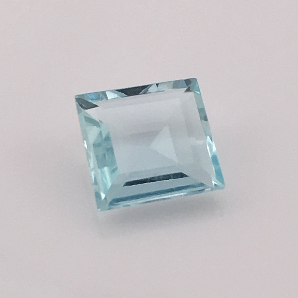 2.5 carat Emerald Cut Aquamarine Gemstone - Colonial Gems