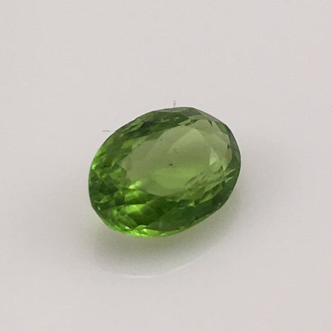 2 carat Oval Peridot - Colonial Gems