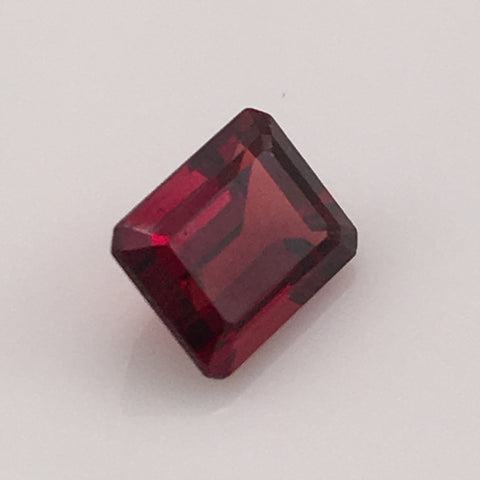 2.7 carat Emerald Cut Rhodolite Garnet Gemstone - Colonial Gems