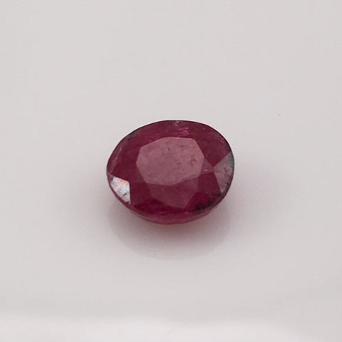 3.7 carat South Indian Ruby Gem - Colonial Gems