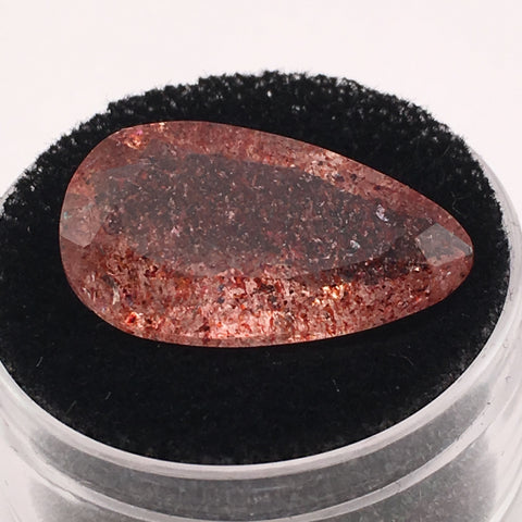 10 carat Strawberry Rutile Gemstone - Colonial Gems