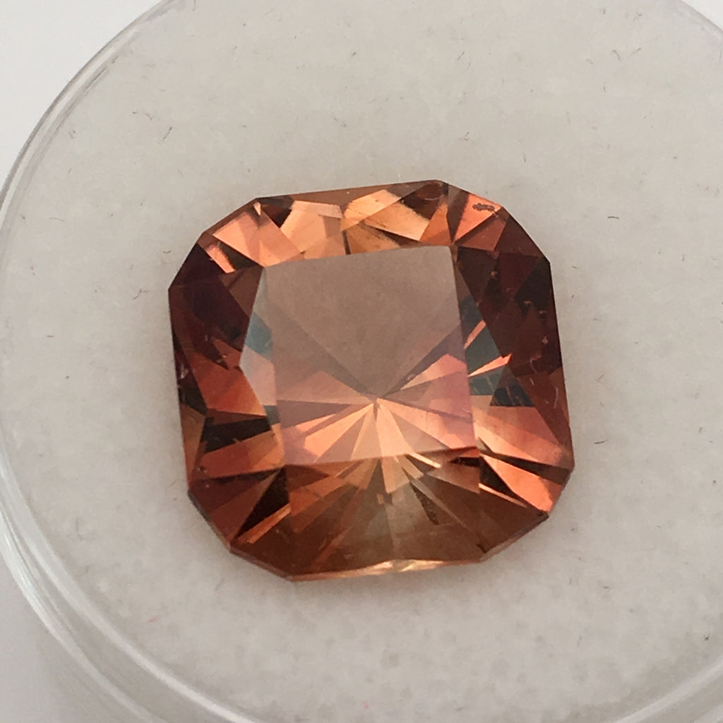 8.6 carat Chocolate Zanzibar Topaz - Colonial Gems