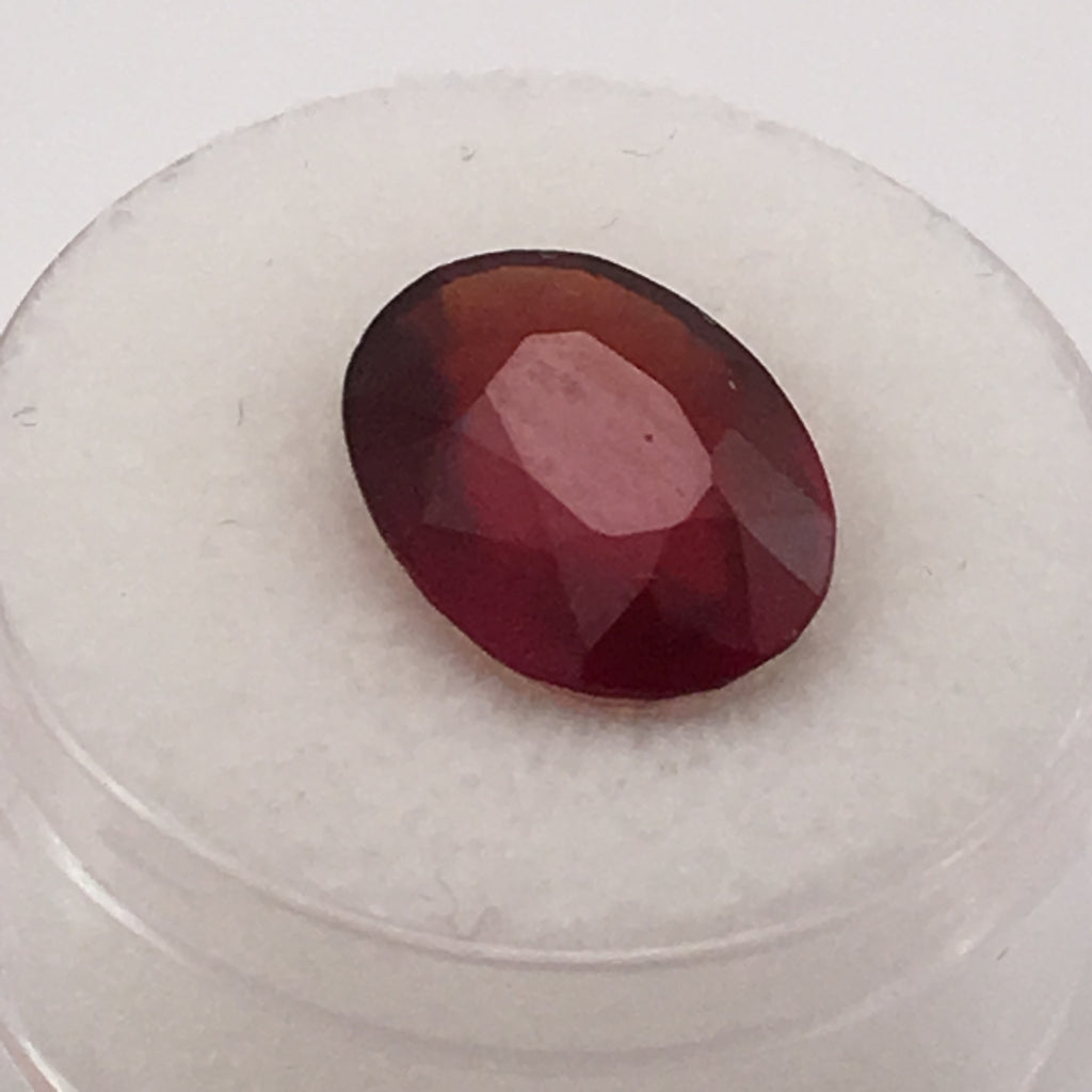 6.9 carat Hessioniate Garnet Gemstone - Colonial Gems