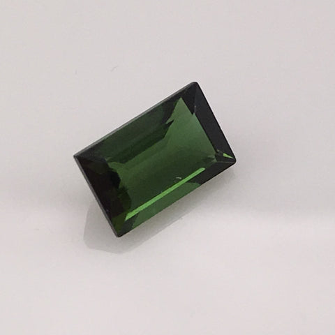 1.75 carat Nepalese Green Tourmaline Gemstone - Colonial Gems