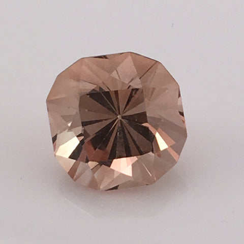 7.3 carat dazzling Champagne Topaz Gemstone - Colonial Gems