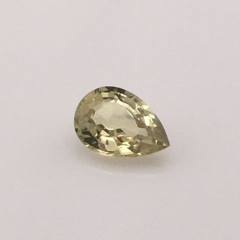 2.4 carat extravagant Yellow Sapphire - Colonial Gems