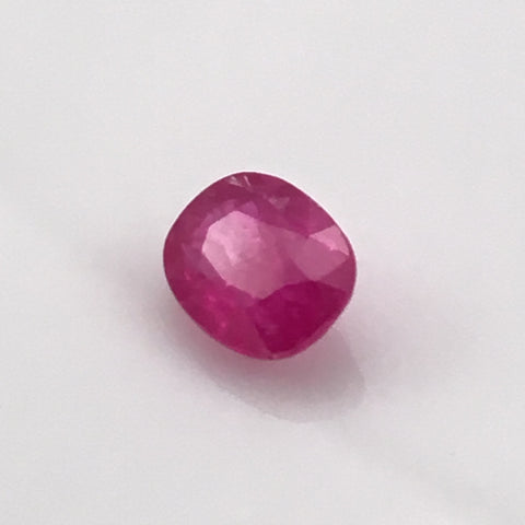 1.62 carat Thai Ruby Gemstone - Colonial Gems
