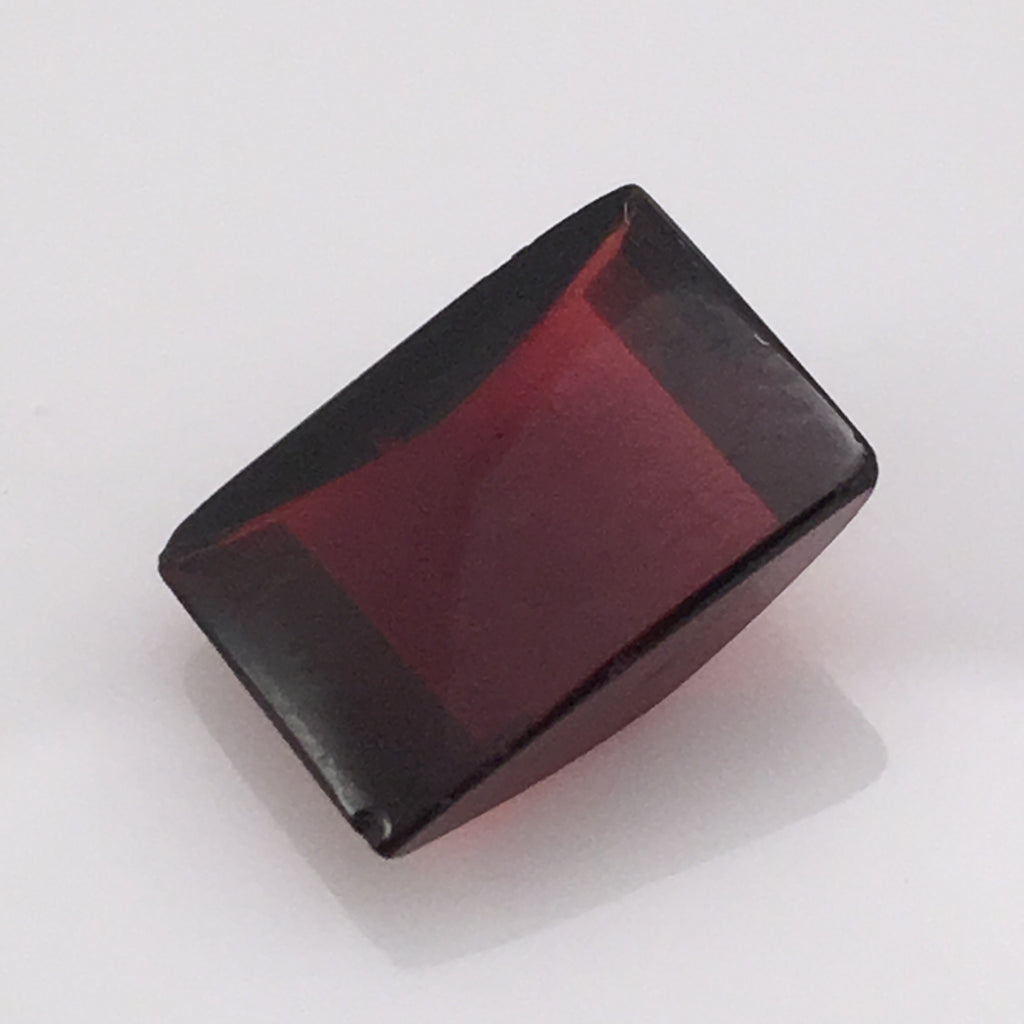 5.1 carat square cut Almandine Garnet - Colonial Gems