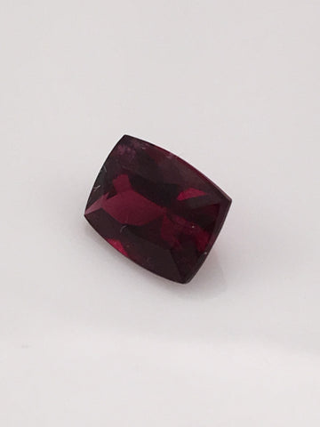 1 carat Raspberry Rhodolite Gemstone Colonial Gems