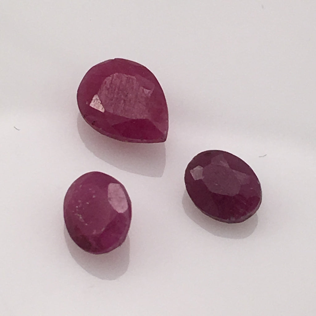 2 carat Set Vietnamese Ruby Gemstones - Colonial Gems